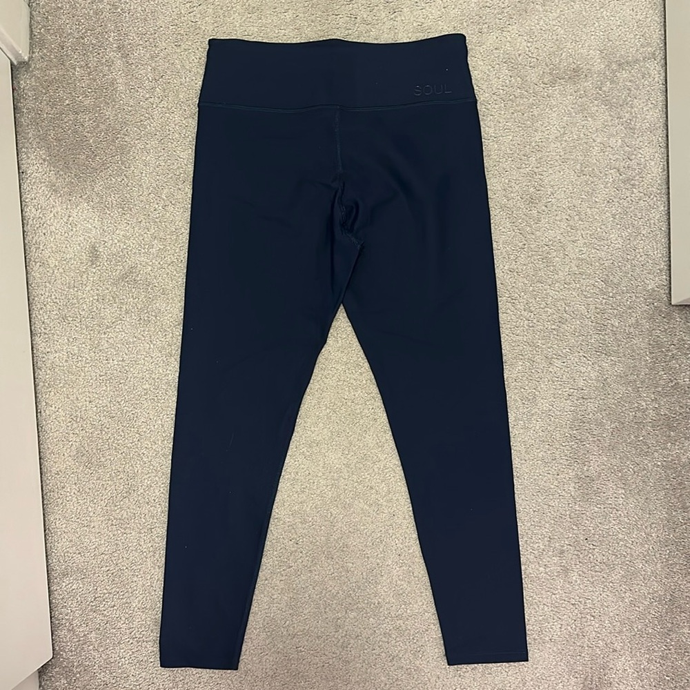Soul Cycle Navy leggings in XL